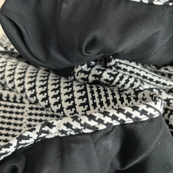 Theory Adraya Plaid Houndstooth Sleeveless Shift Dress in Black & White - Size 2 - Picture 9 of 9